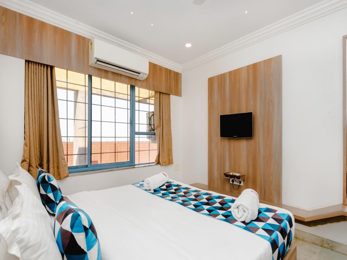 Hotel Galaxy Opp Surat Railway Station מראה חיצוני תמונה